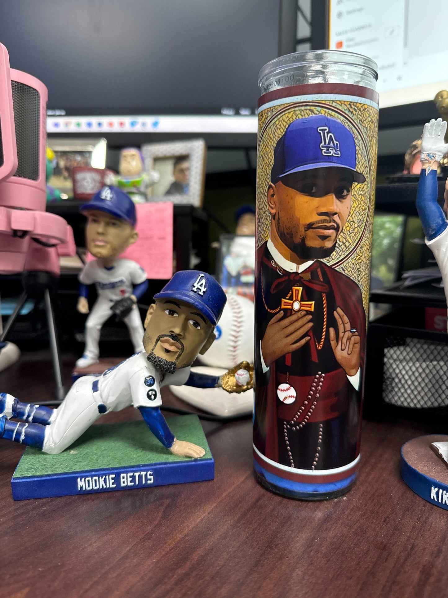 Dodgers Prayer Candle – Betts, Freeman, Hernández (x2), Rojas, Edman, Pages | Handmade Los Angeles Dodgers Fan Gift | Baseball Decor