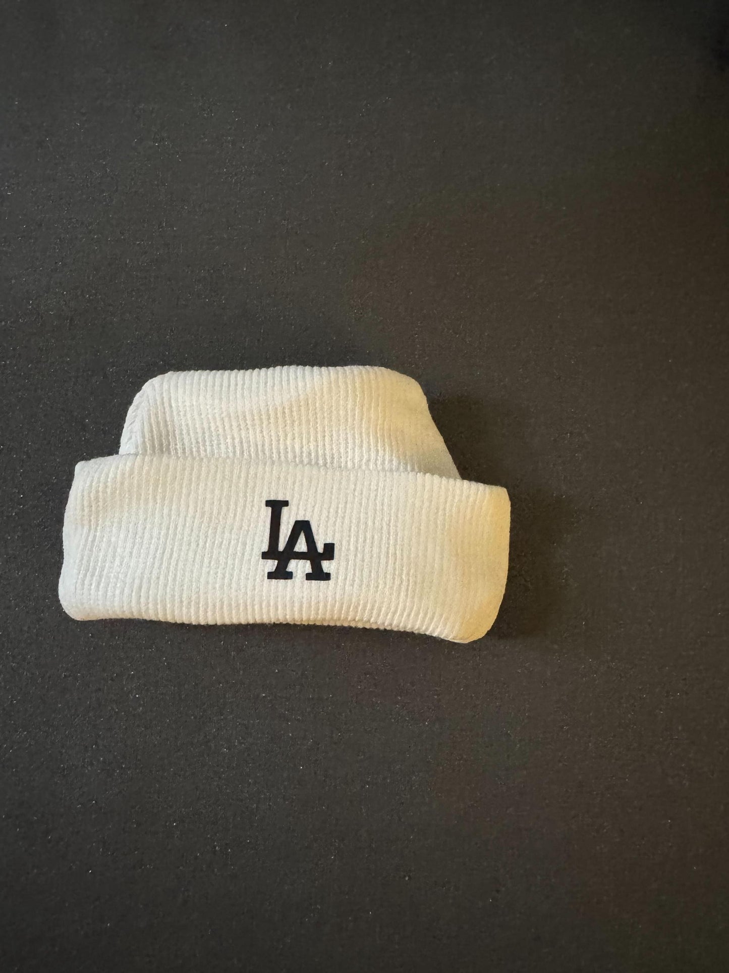 Mini Dodgers fan beanie for Pop Mart Labubu dolls, available in two color choices