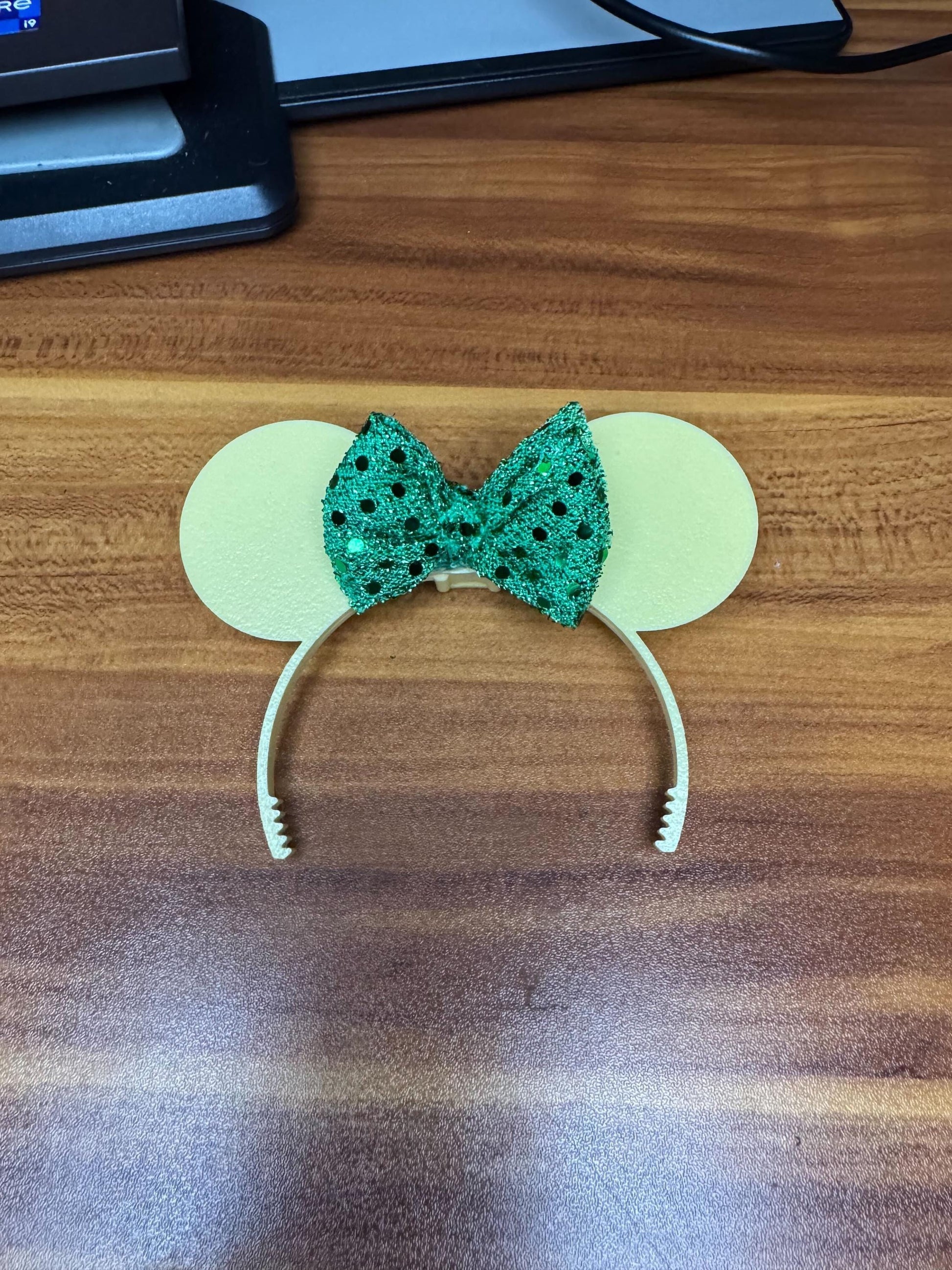 Custom color mouse ears headband accessory for Labubu or PopMart dolls, includes bow and tab