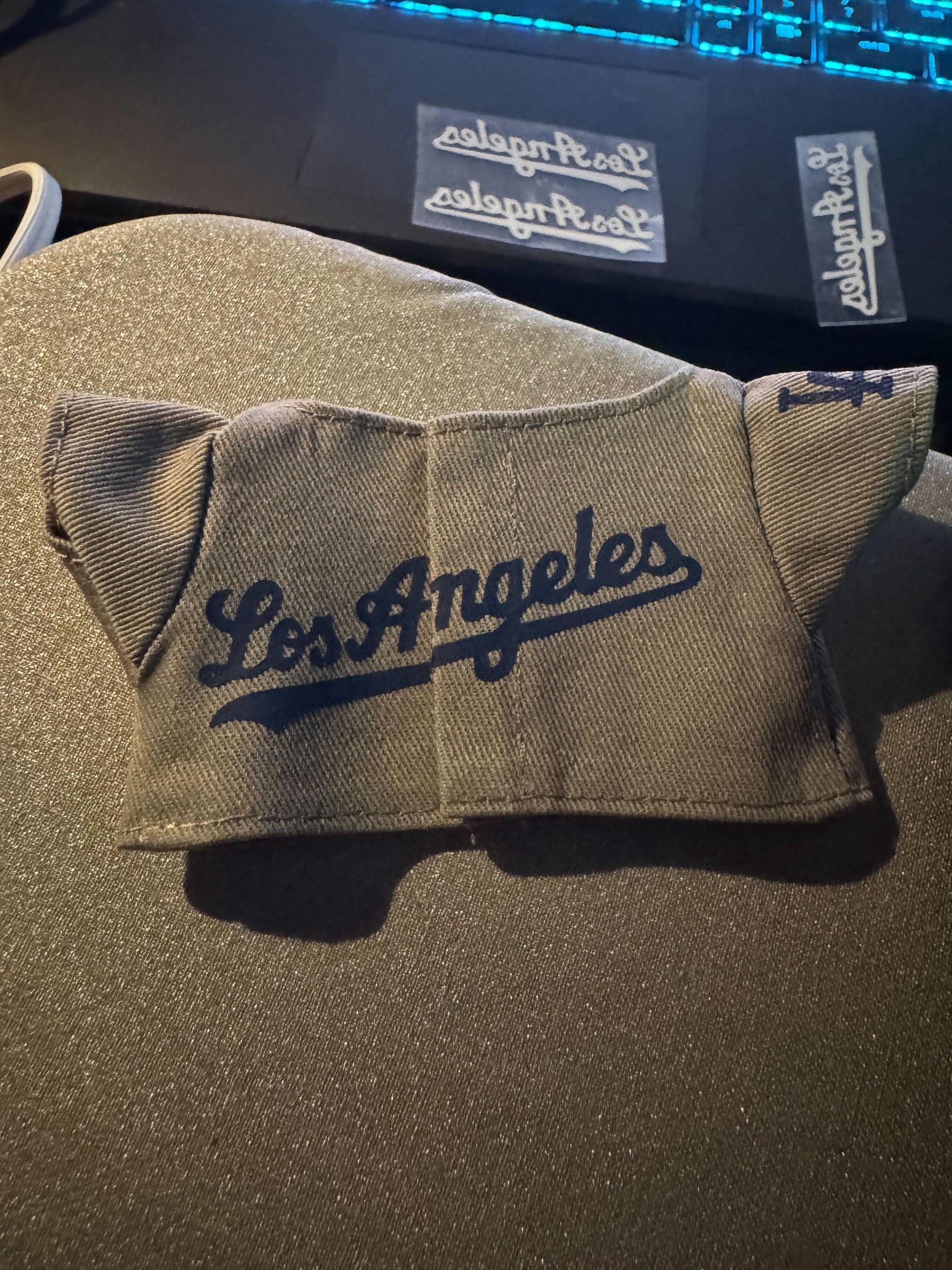 grey Los Angeles Dodgers jersey for Labubu dolls, perfect sporty outfit accessory for collectors.